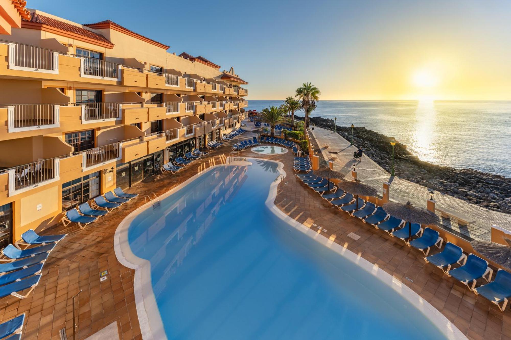 Elba Castillo San Jorge & Antigua Suite Hotel Калета де Фусте Екстериор снимка