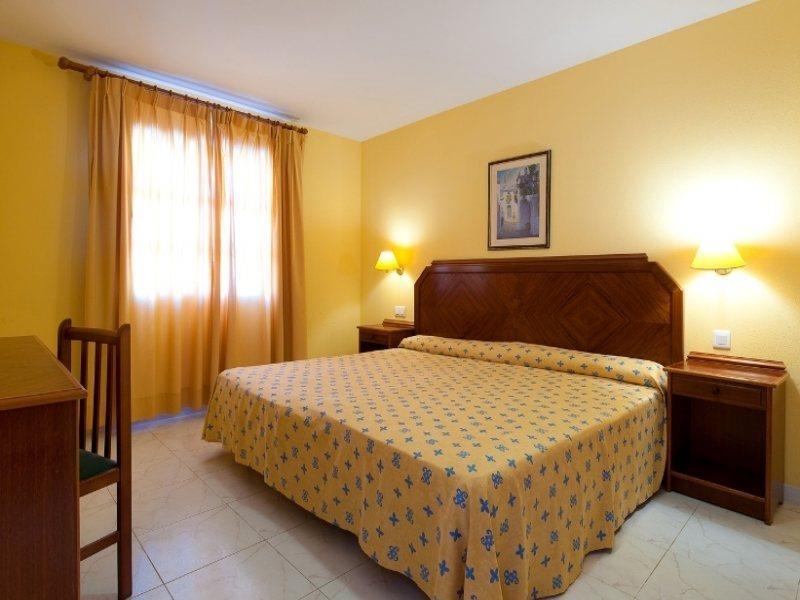 Elba Castillo San Jorge & Antigua Suite Hotel Калета де Фусте Екстериор снимка