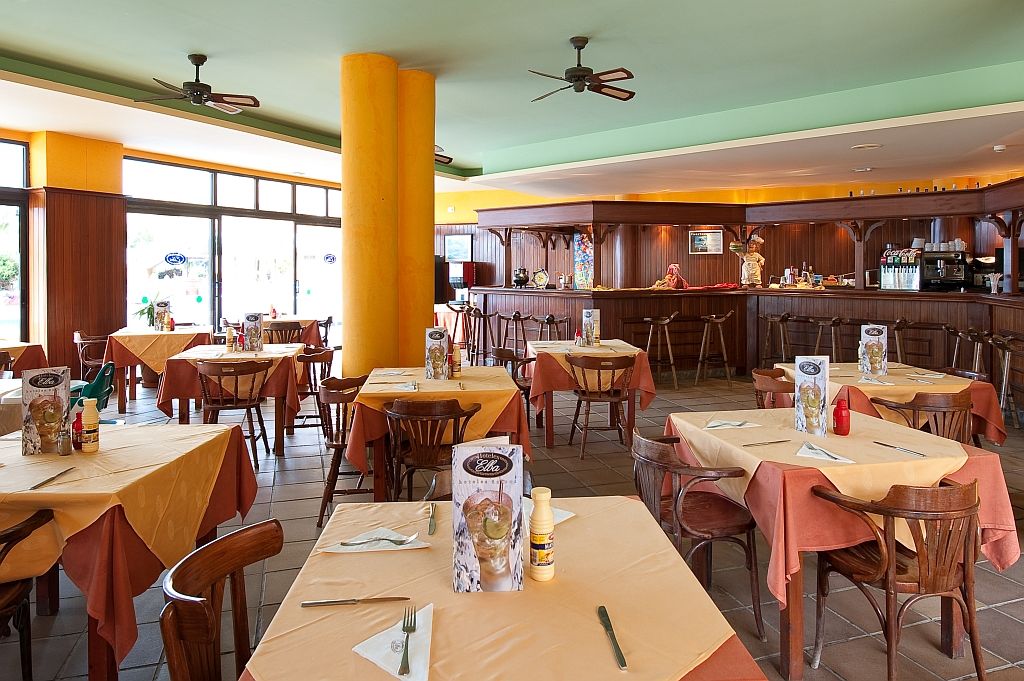 Elba Castillo San Jorge & Antigua Suite Hotel Калета де Фусте Ресторант снимка