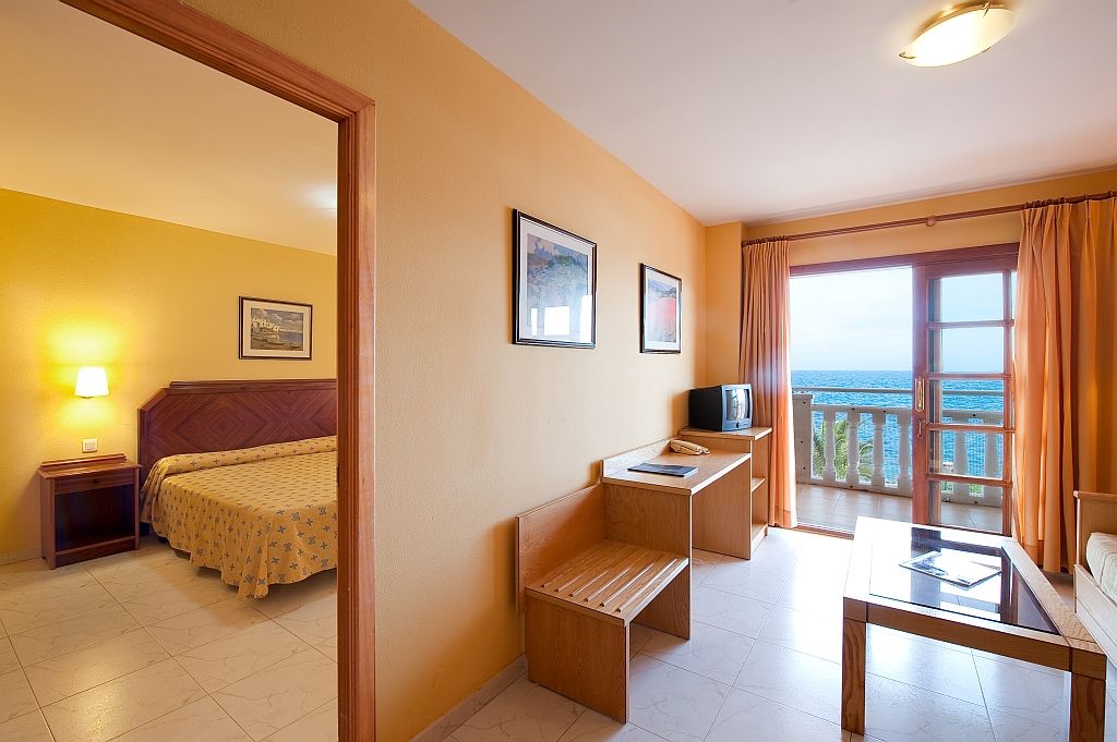 Elba Castillo San Jorge & Antigua Suite Hotel Калета де Фусте Стая снимка