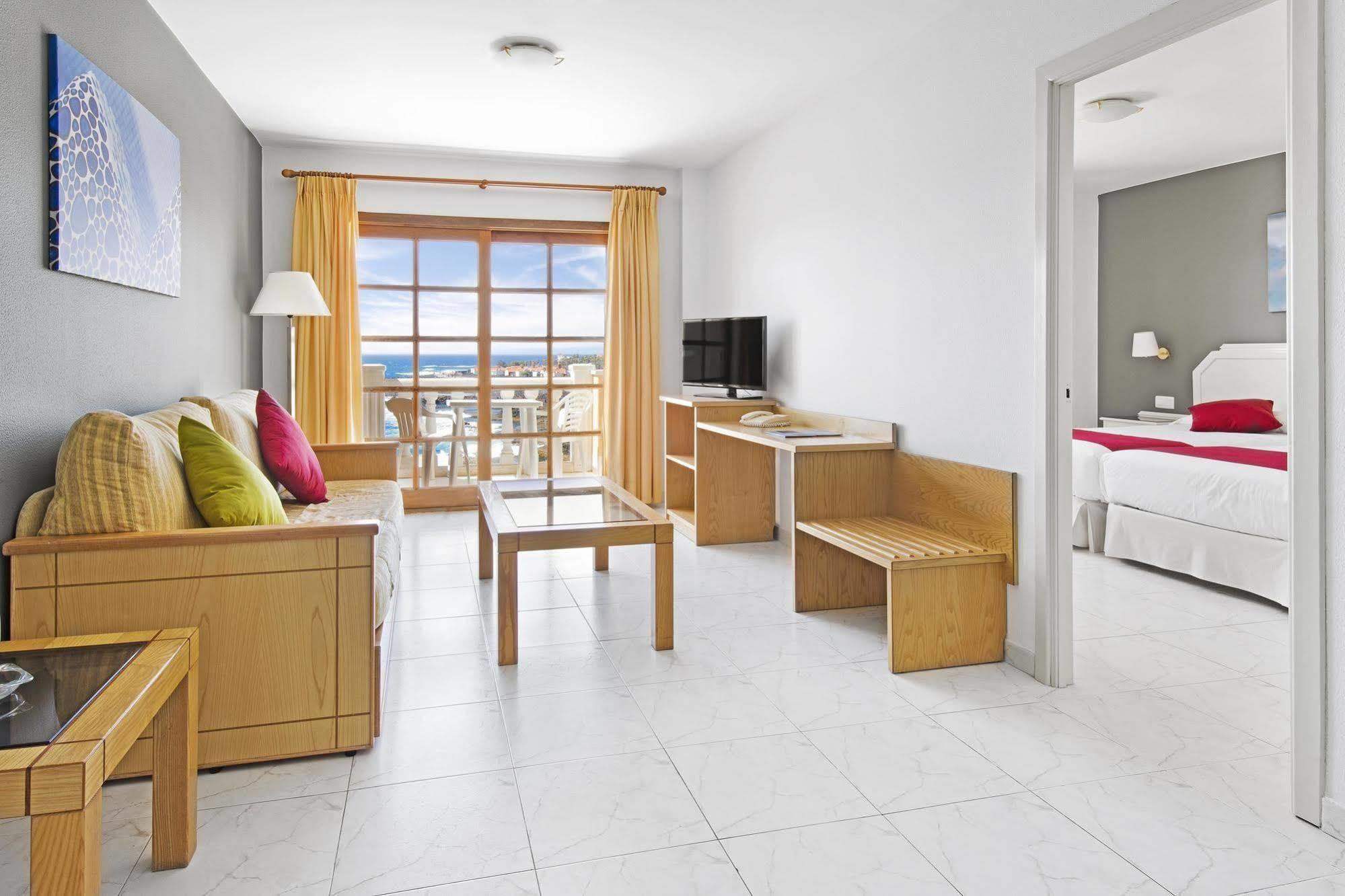 Elba Castillo San Jorge & Antigua Suite Hotel Калета де Фусте Екстериор снимка